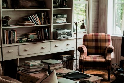 Aménagement intérieur d'une maison en bois contemporaine : conseils et idées
