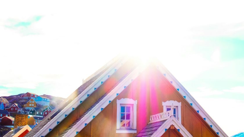 Maintenance et entretien pour la pérennité de votre maison en bois