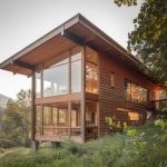 "Les tendances 2024 en architecture de maisons en bois contemporain"